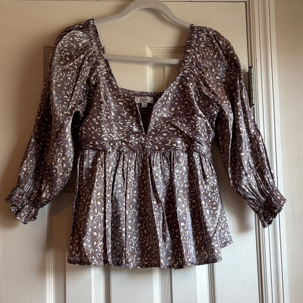 Shiny party or going-out top